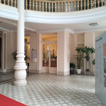 In Historical Center Of Palais Belle Epoque ,international * Vichy