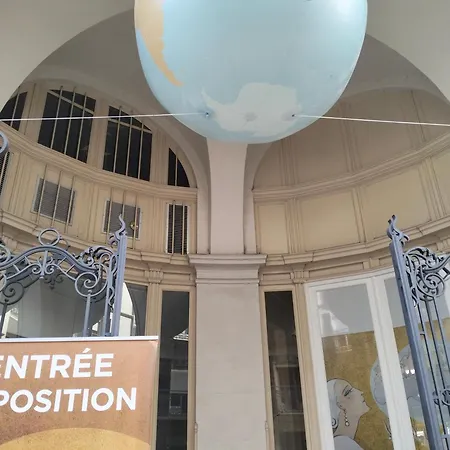 In Historical Center Of Palais Belle Epoque ,international
